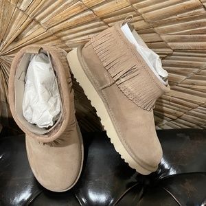 Ugg Fringe Bling Boots Sz. 7